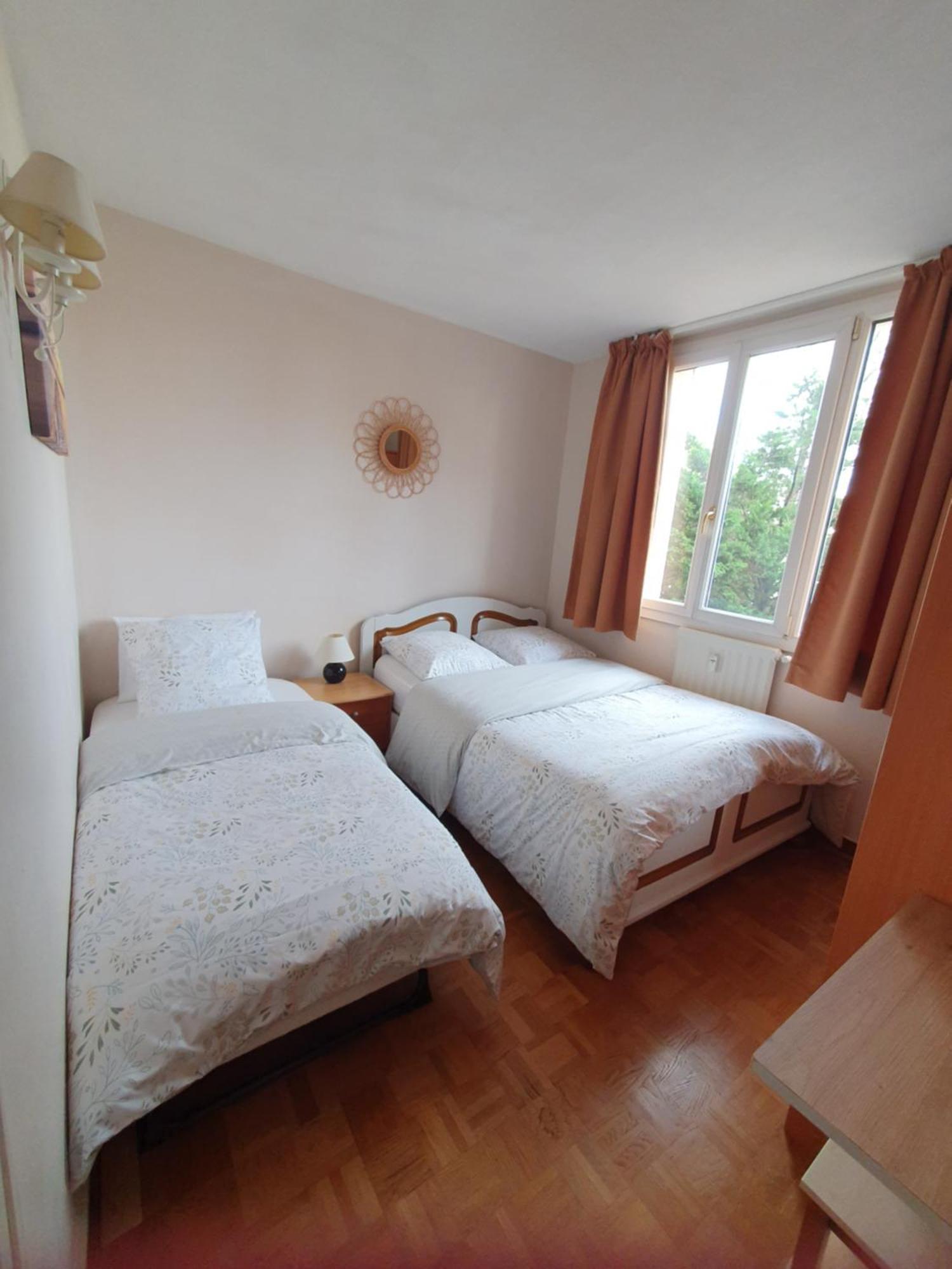 Medipole T2 Avec Un Garage Gratuit Sur Place, 16Min A Centre Ville Lyon En Metro A Villeurbanne Ngoại thất bức ảnh
